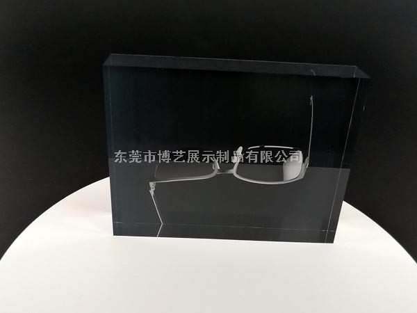 眼镜宣传台
