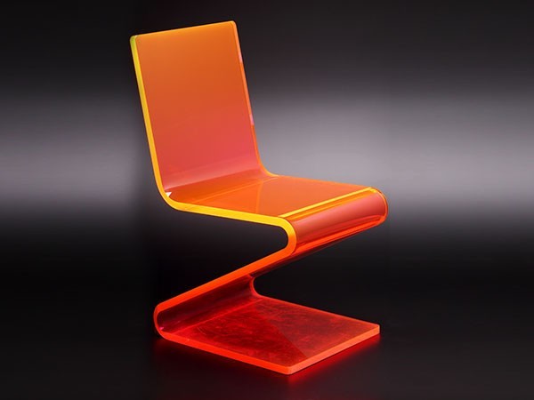 亚克力橙色椅子