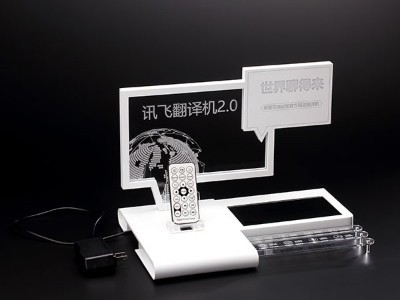 博艺浅谈亚克力展示架优缺点